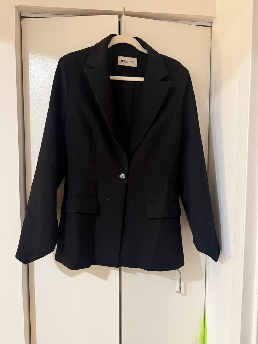 Oldmuse Black Single-Button Notch-Lapel Blazer